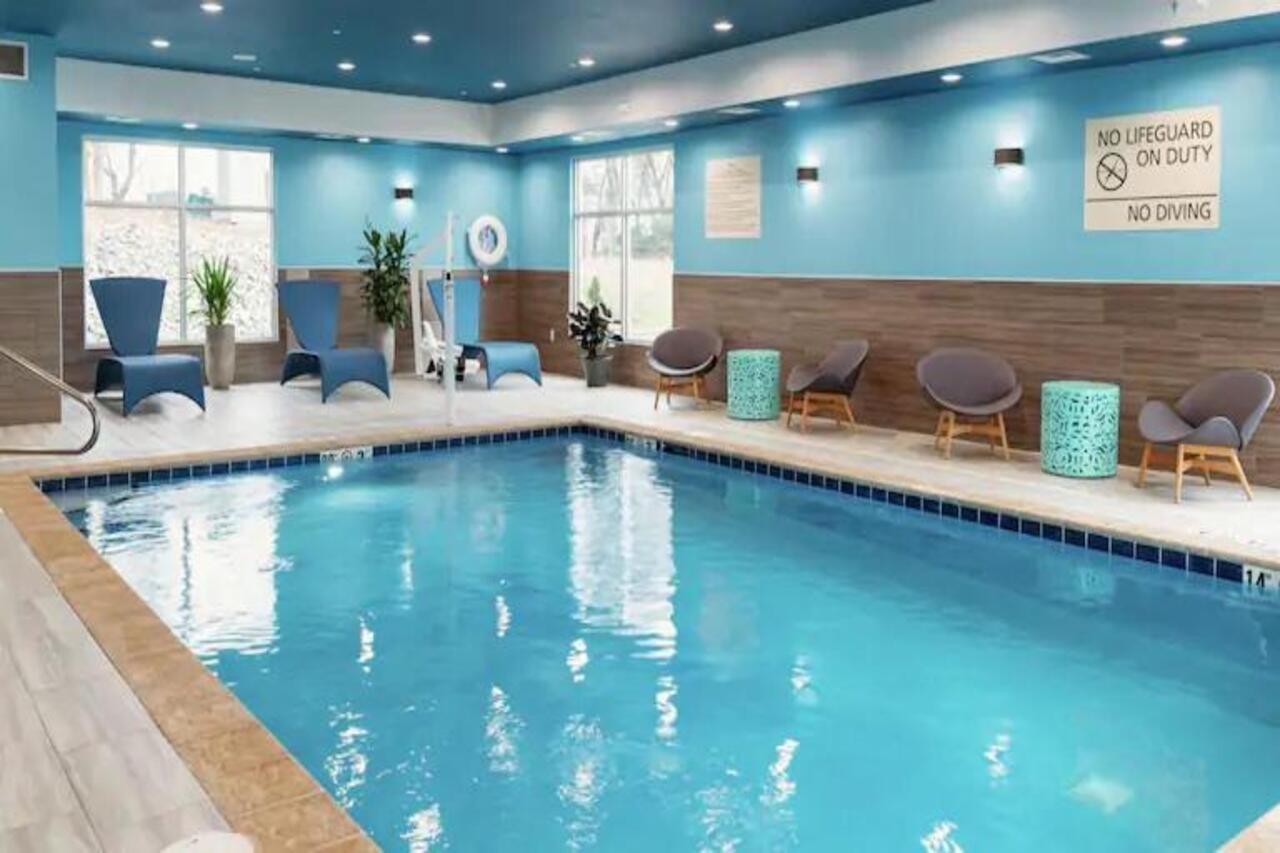 Hampton Inn Pinellas Park St Petersburg, Fl Exterior photo