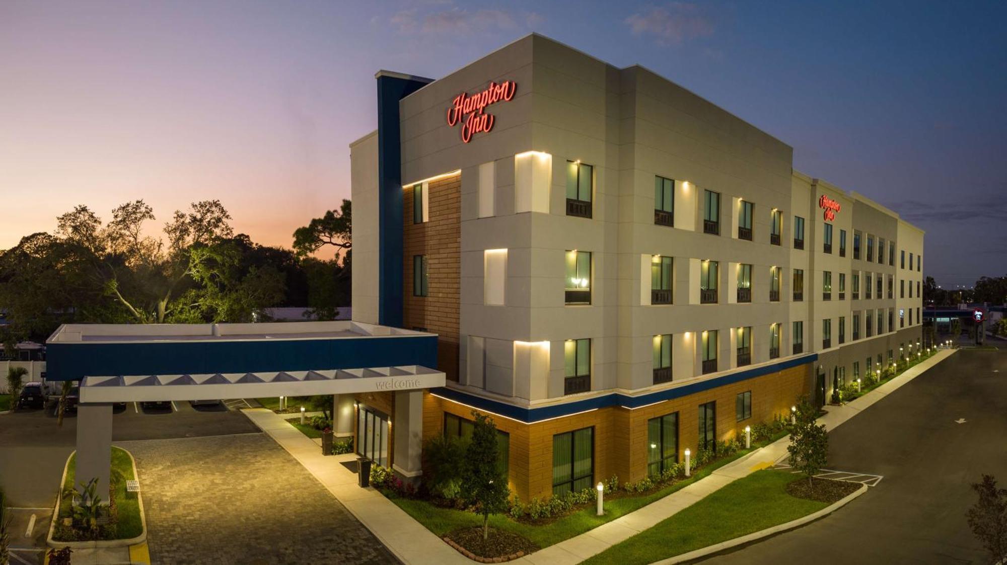 Hampton Inn Pinellas Park St Petersburg, Fl Exterior photo